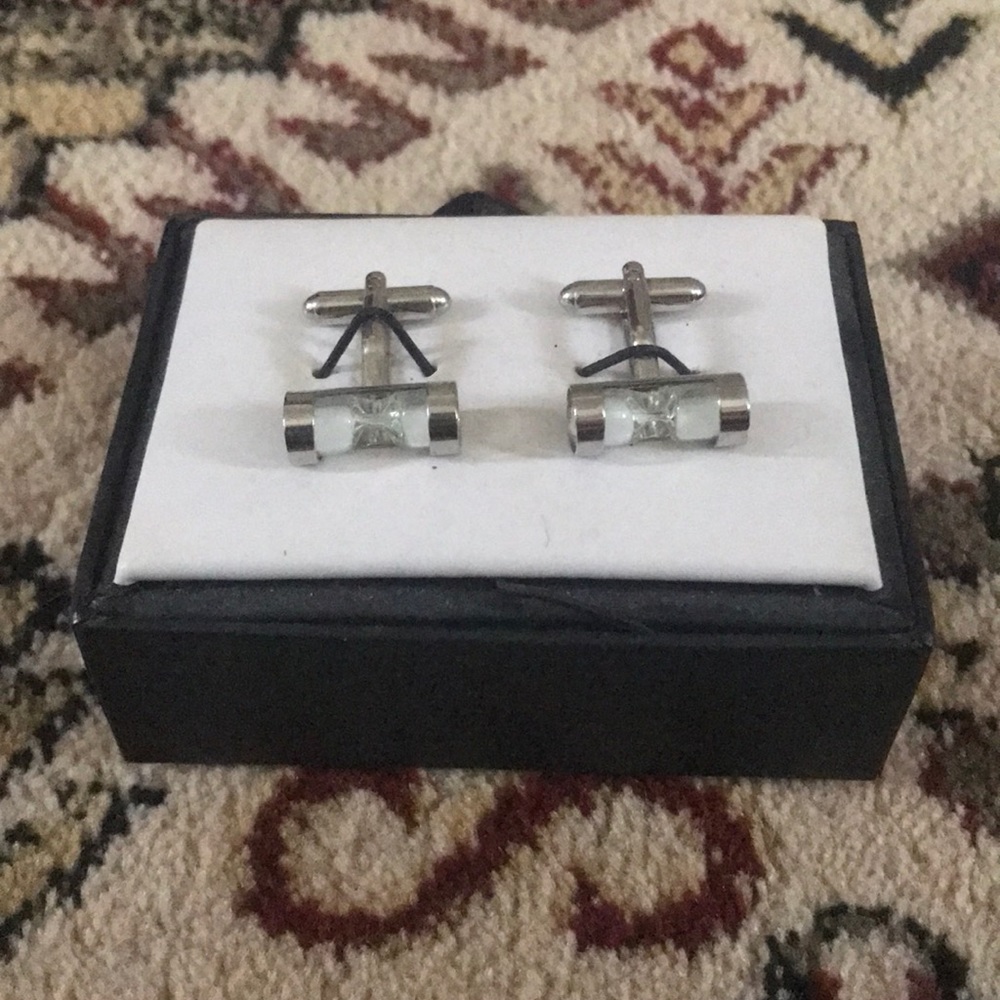 Van Heusen - Hourglass Cufflinks